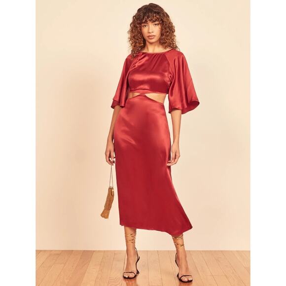 NWT Reformation Noemi Silk Bell Sleeve Cut Out Midi Dress in Crimson Size 0 - Picture 1 of 8